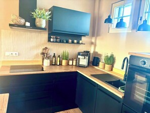 Private kitchen - Gude Zeit vacation home near Geierlay & Mosel (Mörsdorf)