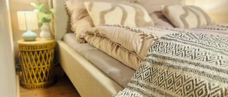 5 makuuhuonetta, Wi-Fi, vuodevaatteet