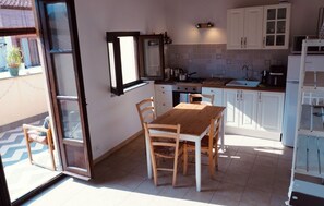 Private kitchen - Cozy apartment with private terrace in Kalsa, in the heart of Palermo (Palermo)