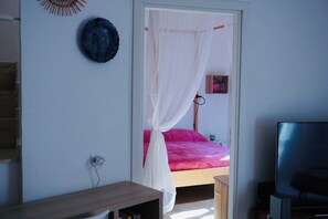 1 bedroom, iron/ironing board, WiFi, bed sheets - Cozy apartment with private terrace in Kalsa, in the heart of Palermo (Palermo)