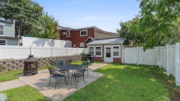 Condo Deluxe | Terraza o patio