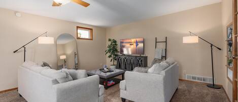 Deluxe Condo | Living area | Toys