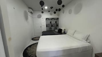 Comfort Apartment | Blackout curtains, iron/ironing board, free WiFi