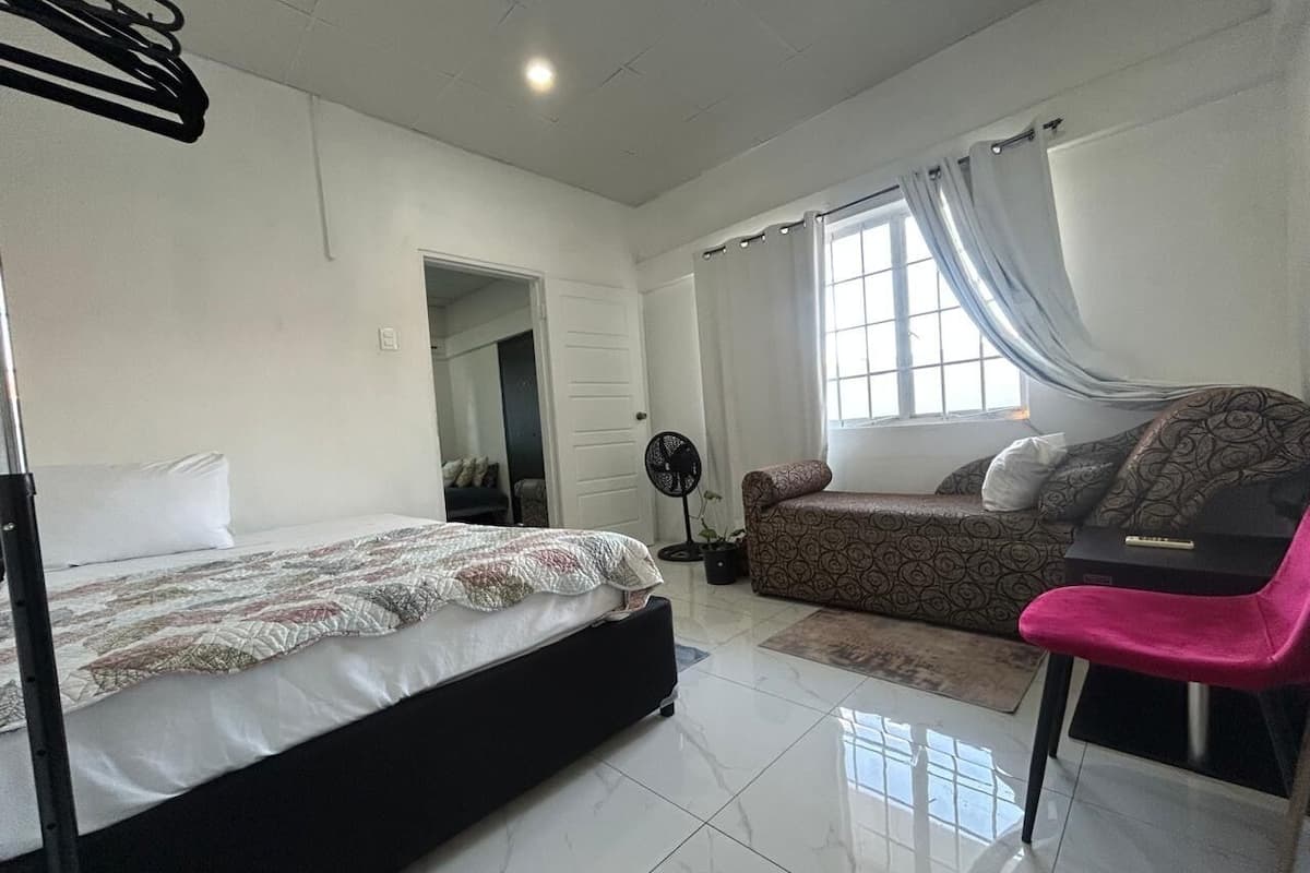 Comfort-lejlighed | Mørklægningsgardiner, strygejern/strygebræt, gratis Wi-Fi