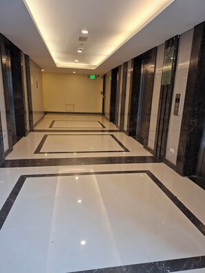 Interior -  MySuites2Go Lovely 1-bedroom condo in UPTOWN Parksuites TowerTaguig, (Taguig)