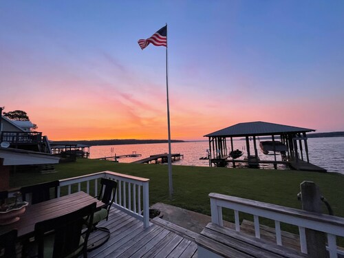 Duffs Getaway On Beautiful Lake Claiborne