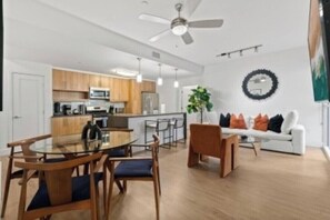 Luokittelematon kuva, 2 kautta 39, painike