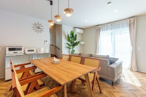 Dining - Newly built maximum 19 guests 3LDK 130m  1 / Kunigami County Okinawa (Kunigami County)