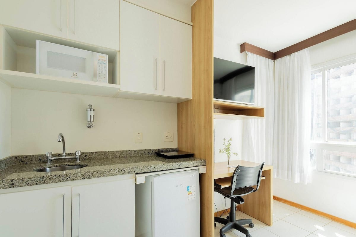 Basic Apartment | Private kitchen