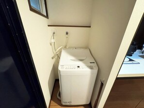 Interior - Parking available Single room with ensuite bathroomAbout 9 minutes walk from Matsumoto station / Matsumoto City Nagano (Matsumoto City)