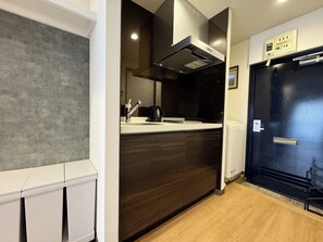 Interior - Parking available Single room with ensuite bathroomAbout 9 minutes walk from Matsumoto station / Matsumoto City Nagano (Matsumoto City)