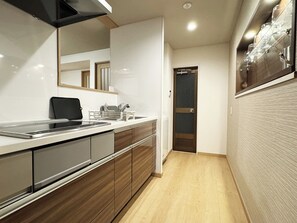 Private kitchen - Parking includedDeluxe room Accommodates up to  / Matsumoto City Nagano (Matsumoto City)
