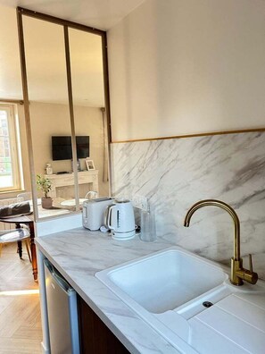 Niet-geclassificeerde afbeelding, 3 van 10, knop