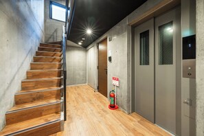 Interior - YOU ARE AWESOME / Sapporo City Hokkaidō (Sapporo City)