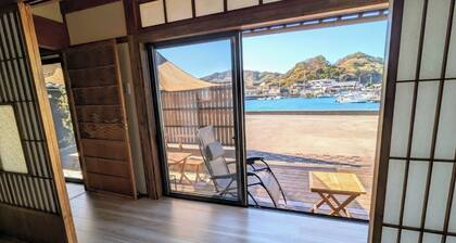 Entire building available Modern Japanese seasid / Songshan City Ehime