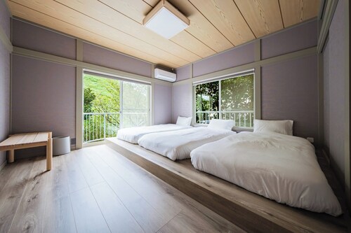 Front row view of Mt Omuroyama | A breathtaking v / Ito City Shizuoka