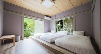 Front row view of Mt Omuroyama | A breathtaking v / Ito City Shizuoka