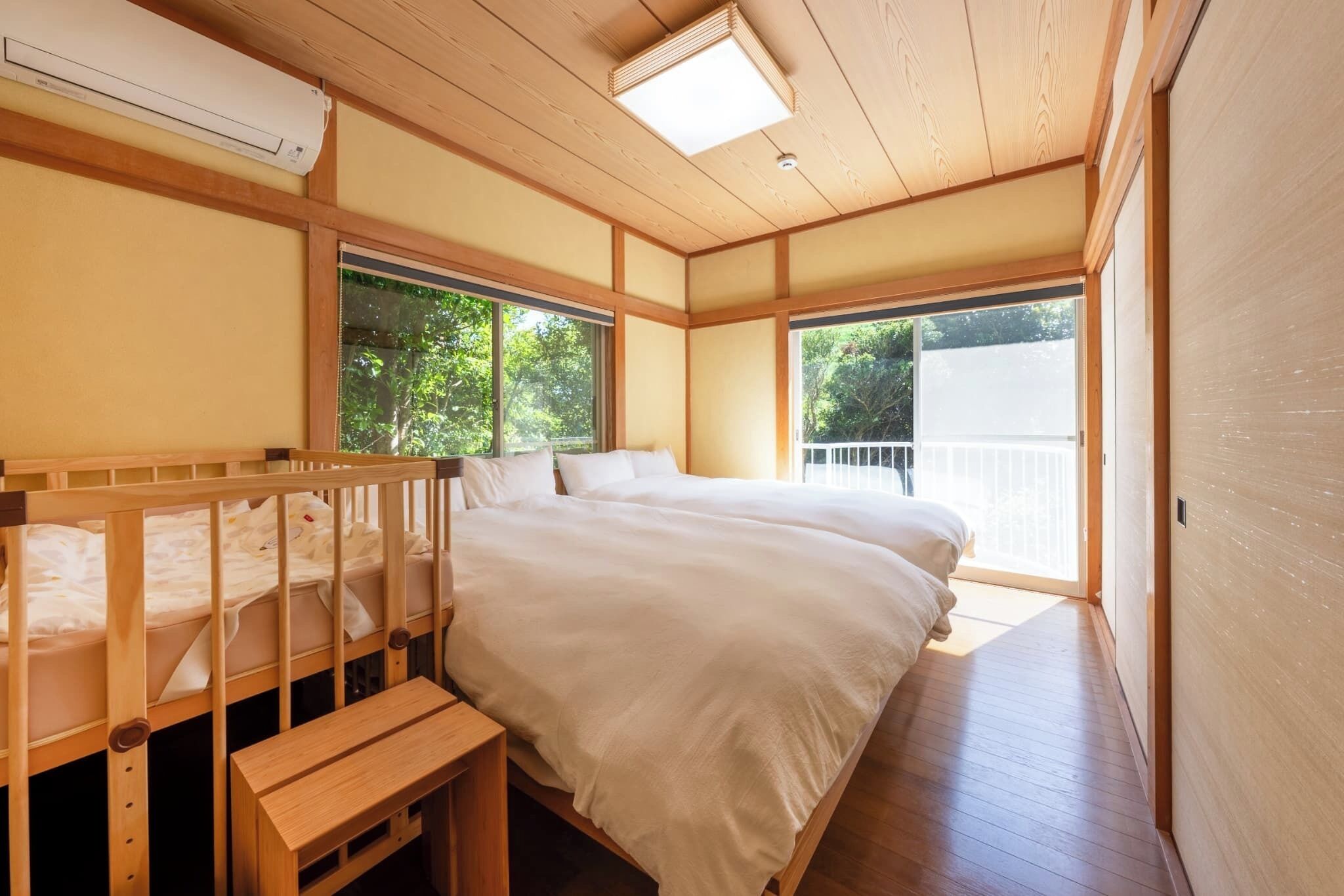 3 bedrooms, WiFi (free), bed sheets