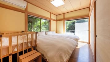 3 bedrooms, WiFi (free), bed sheets