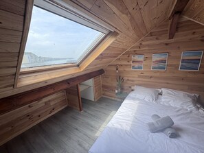 Internet, bed sheets - Sound of the Waves | Cliff View • Family Duplex • Near Étretat (Fécamp)