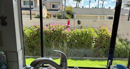 Wonderful bedroom in a 3 bedroom house in Ventura perfect for a relaxing getaway