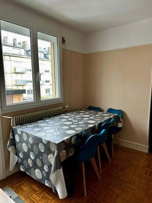 Nicht klassifiziertes Bild, 3 von 18, Schaltfläche