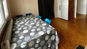 2 habitaciones, internet y ropa de cama