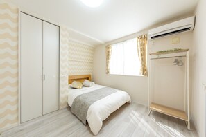 3 bedrooms, desk, iron/ironing board, free WiFi - Private house in Shinjuku Ward 73m 13 minutes b / Shinjuku Ward Tokyo (Shinjuku Ward)