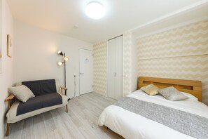 3 sovrum, skrivbord, strykjärn/strykbräda och gratis wi-fi