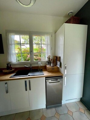 Immagine non classificata, 5 di 28, pulsante