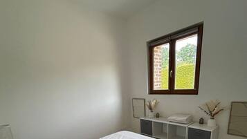 1 bedroom, Internet, bed sheets