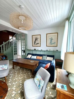 TV - The Fifty-Three - Saint-Valéry-en-Caux (Saint-Valery-en-Caux)