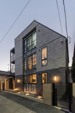 Exterior - 301 4minute walk from Kagurazaka Station | Conv / Shinjuku Ward Tokyo (Shinjuku Ward)