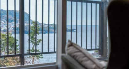 A 2minute walk to the sea this 40tatami openpl / Ito City Shizuoka
