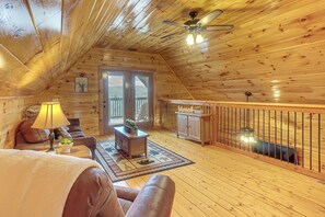 TV, fireplace - Mtn-View Gem w/ Hot Tub + Game Room in Sevierville (Sevierville)