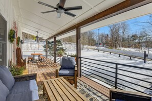 Terrace/patio - Bradford Group Getaway! Cabin w/ Deck & Fire Pit (Bradford)