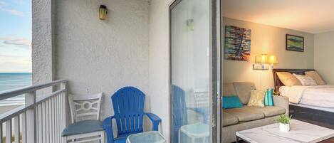 1 bedroom, iron/ironing board, internet, bed sheets