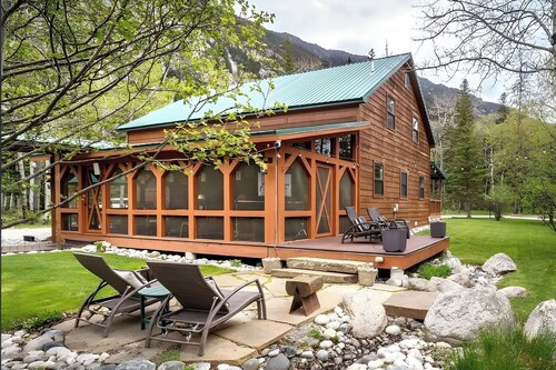 Hike, Fish & Explore! Mtn-View Gem in Mc Leod