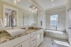 Hair dryer, towels - Steps to 30A Beaches! 4BR Coastal Home - Sleeps 12 (Santa Rosa Beach)