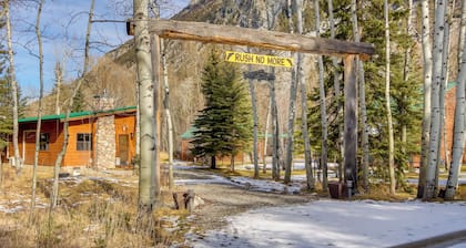 Hike, Fish & Bike: Mc Leod Home w/ Fire Pit