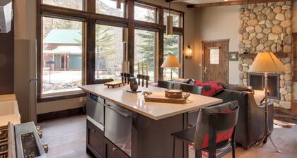 Hike, Fish & Bike: Mc Leod Home w/ Fire Pit