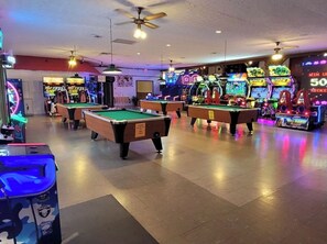 Spielezimmer