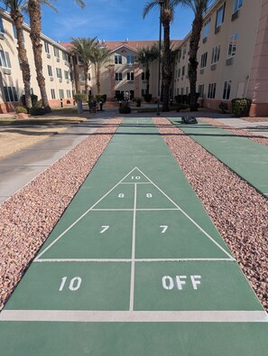 Sports court - 2-bedroom 2 bath Mesquite Resort Condo. Casino, Golf & Sport Complex Close. (Mesquite)