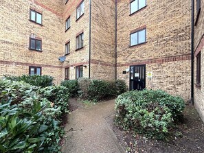 Exterior - Cosy 1BR Flat in East London (London)