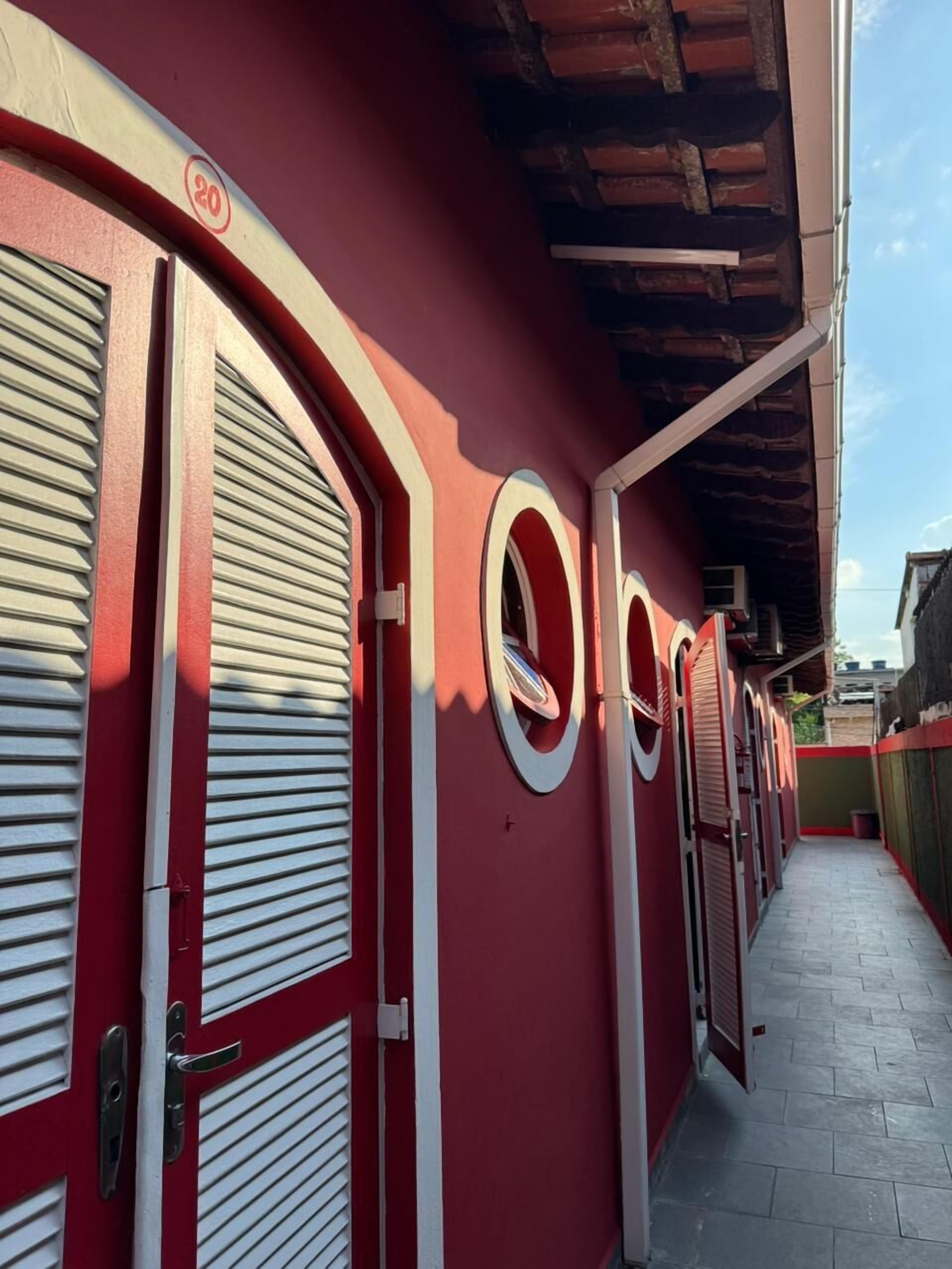 Fachada da propriedade