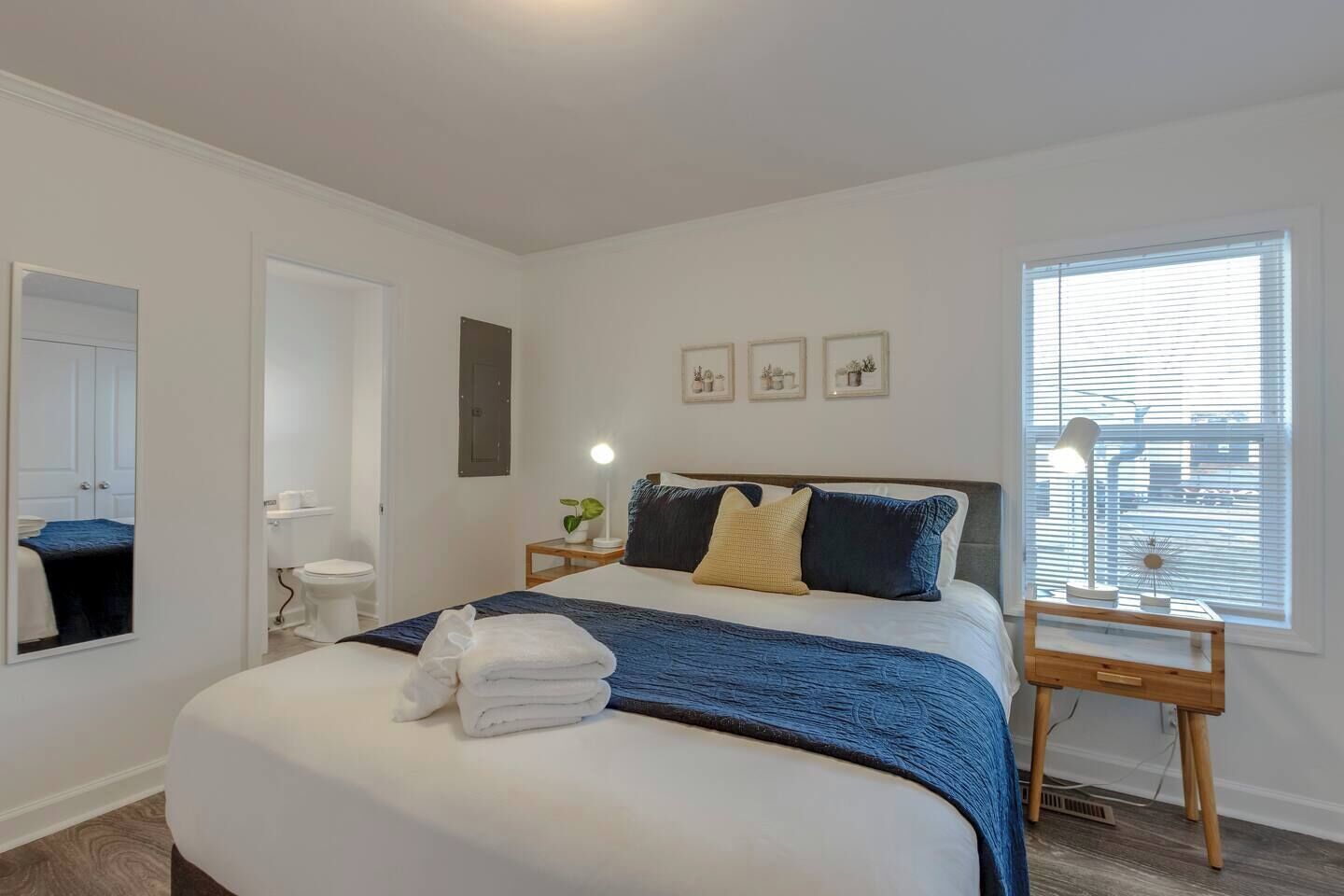 1 bedroom, iron/ironing board, travel crib, WiFi