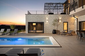 Outdoor pool, a heated pool - Brand-New 5-BR Villa with Pool & Sauna Retreat (Bale)