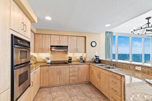 Fridge, microwave, oven, stovetop - Island Tower 701: Beach Front (Gulf Shores)