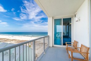 Property grounds - Island Tower 701: Beach Front (Gulf Shores)