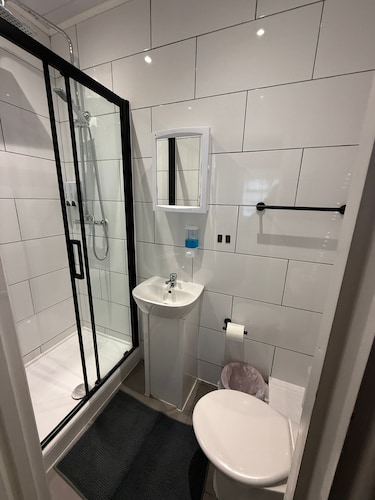 Araan House Hotel -Families and Couples Only